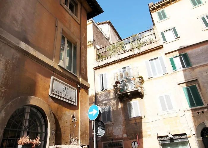 Charm & Design In Gourmet District * Roma