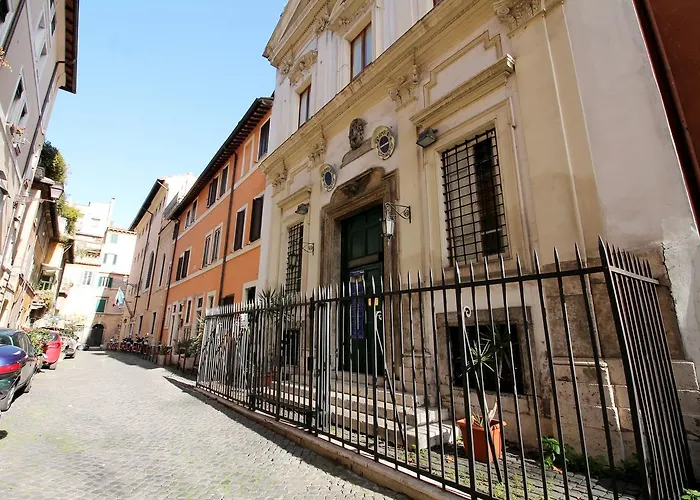 Charm & Design In Gourmet District Roma